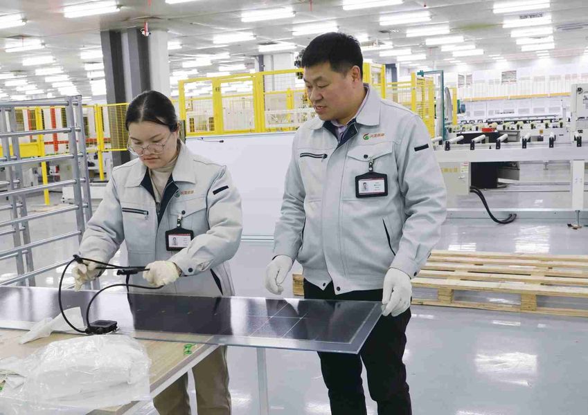 Jiangsu X-solar Green Building Technology Co., Ltd. خط إنتاج المصنع
