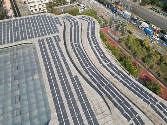 خفيفة الوزن طاقة الشمس لوحات الطاقة الشمسية وحدات BIPV الخلية الكهربائية Topcon Hjt وحدات 580W مرنة نصف ناعمة المواد الشمسية